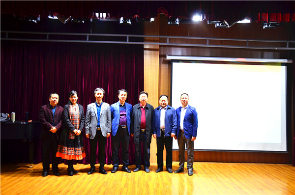 河南大学音乐学博士陈文革前来公司讲学