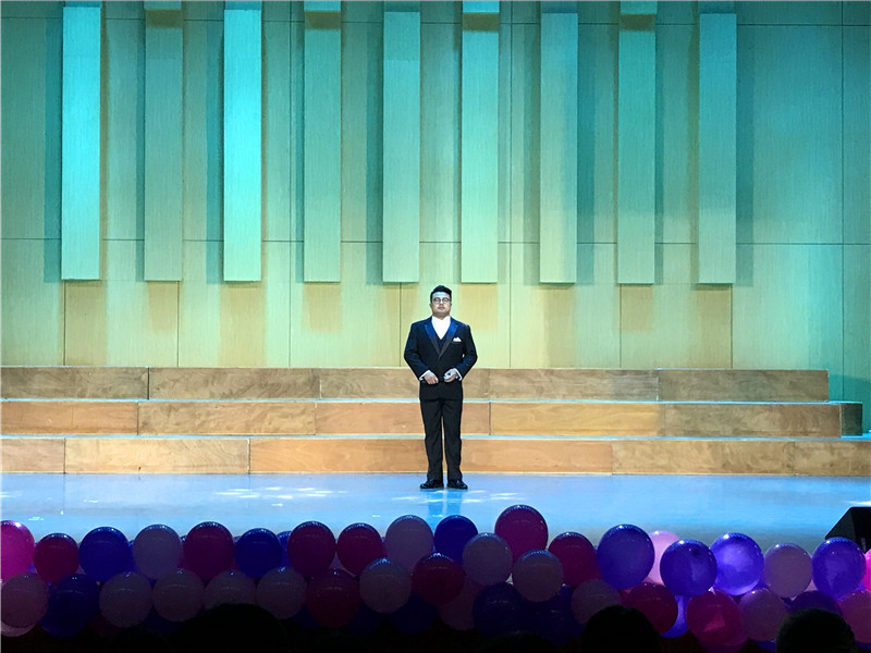 2017092714120113.jpg “年少芳华 心路启航”迎新生文艺晚会精彩上演